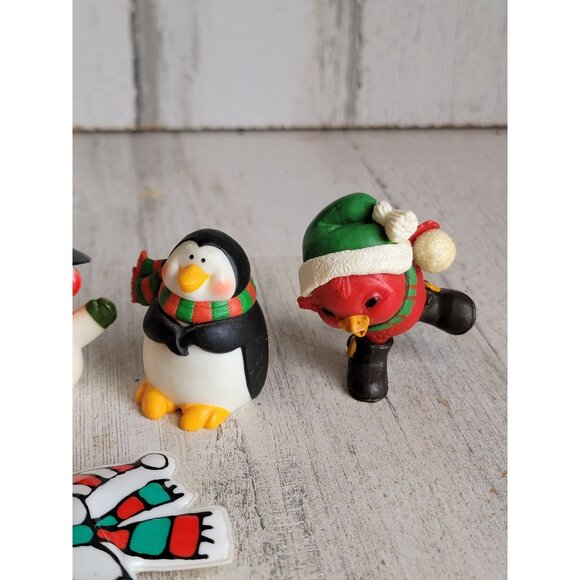 Vintage Hallmark penguin Santa figure Xmas red cardinal bird set - Picture 4 of 8
